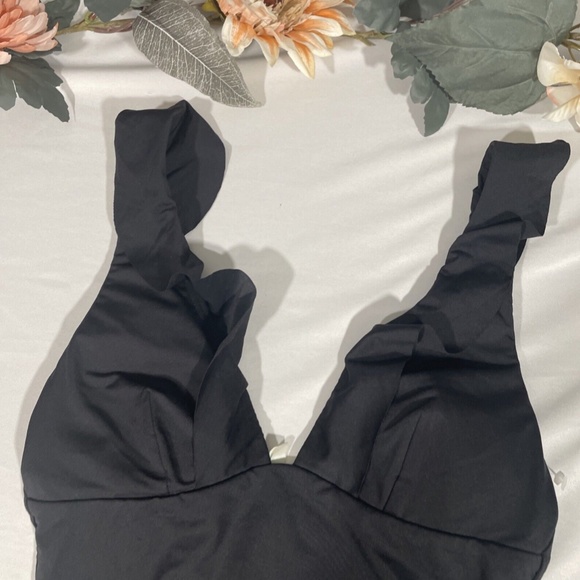 NEW Sea Level [ 4 US ] Ruffle Frill One-Piece Swimsuit in‎ Black - Picture 5 of 11